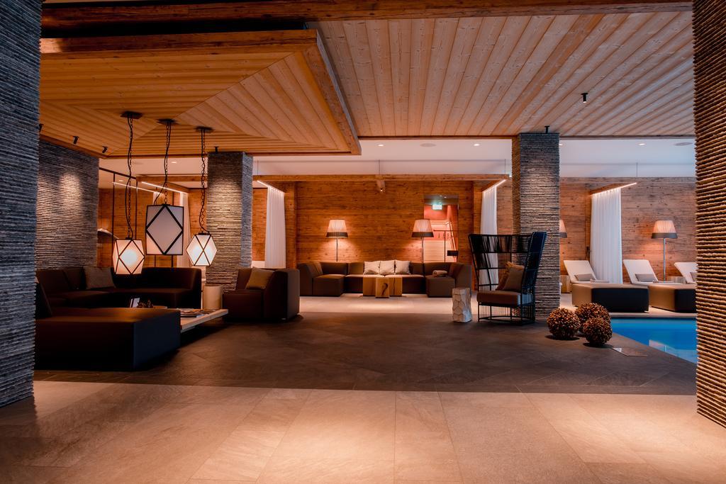 Hotel Piz Buin Клостерс Екстериор снимка